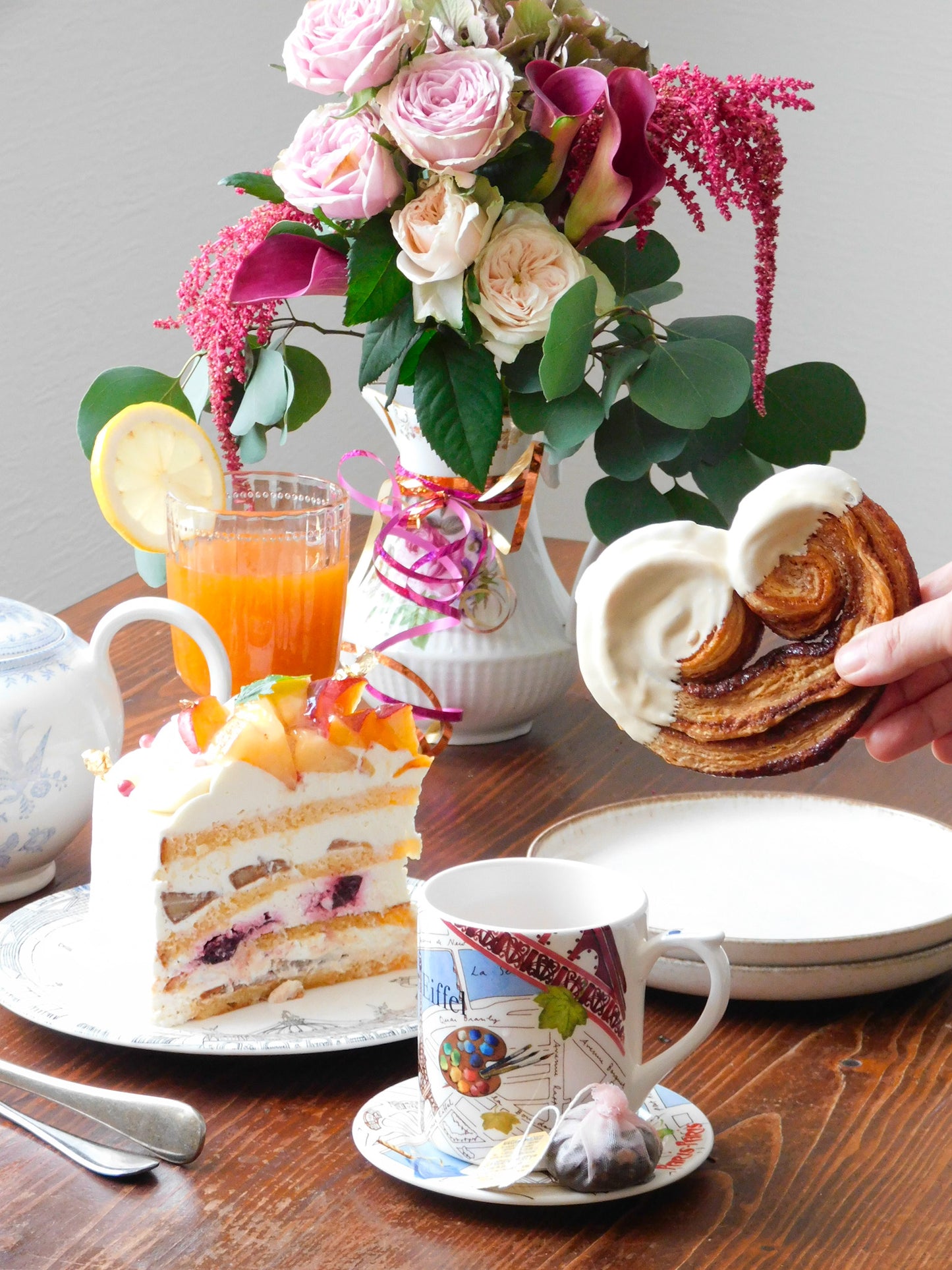 ガーデンパーティーと白桃のショートケーキ ペルルドペッシュ